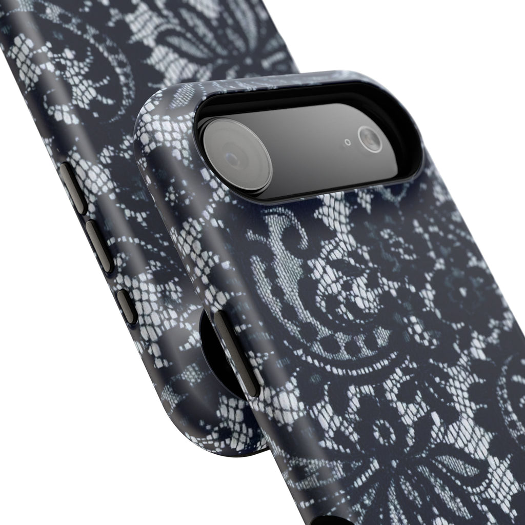 “In Love” protective phone case