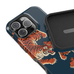 “pounce” protective phone case